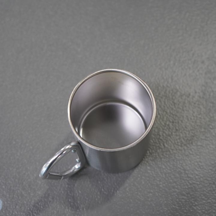 Taza metálica